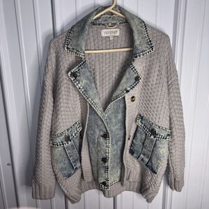 Veveret brand knit cardigan featuring denim accents Light Lavender Knit Size S
